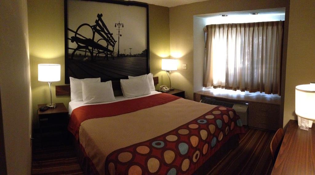 Super 8 By Wyndham - Albany Area