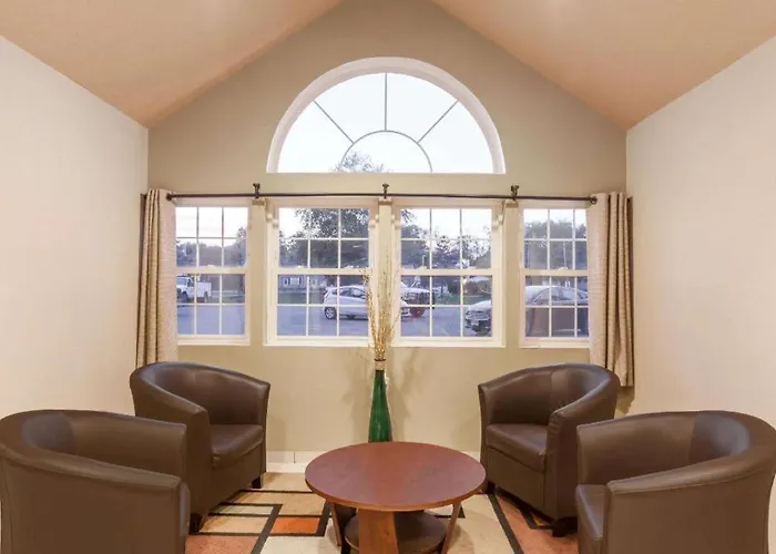 Super 8 By Wyndham Schenectady - Albany Area